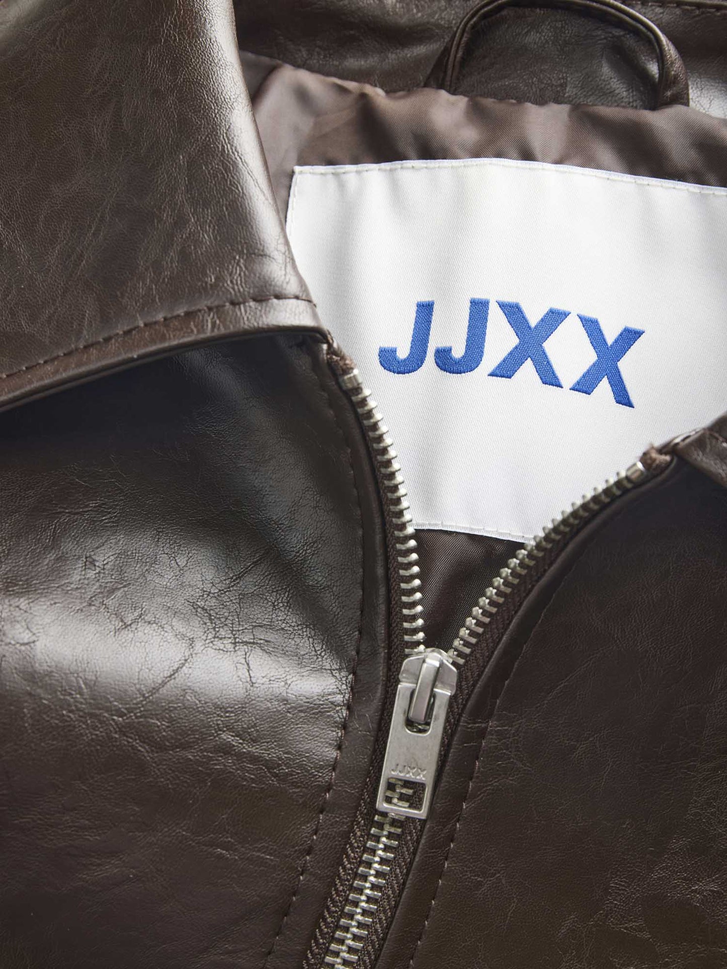 GIUBBINO JODY SHINY CON FINITURA LUCIDA JJXX DA RAGAZZA MARRONE