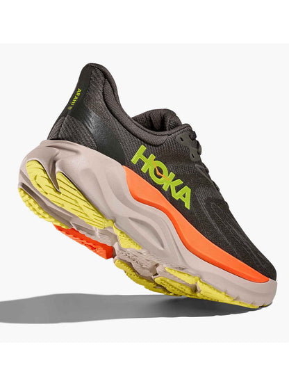SCARPA RUNNING ARAHI 8 HOKA DA UOMO ASFALTO