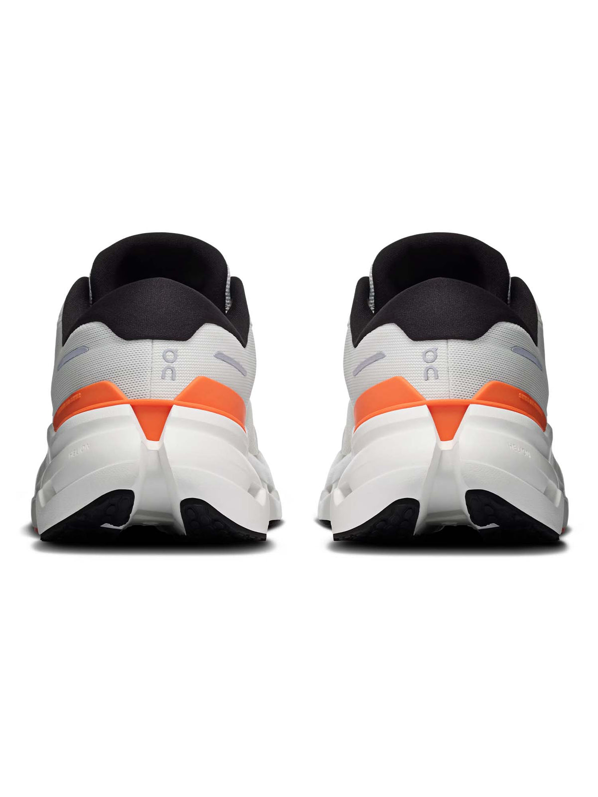 On cloudrunner 3 scarpa running da uomo avorio