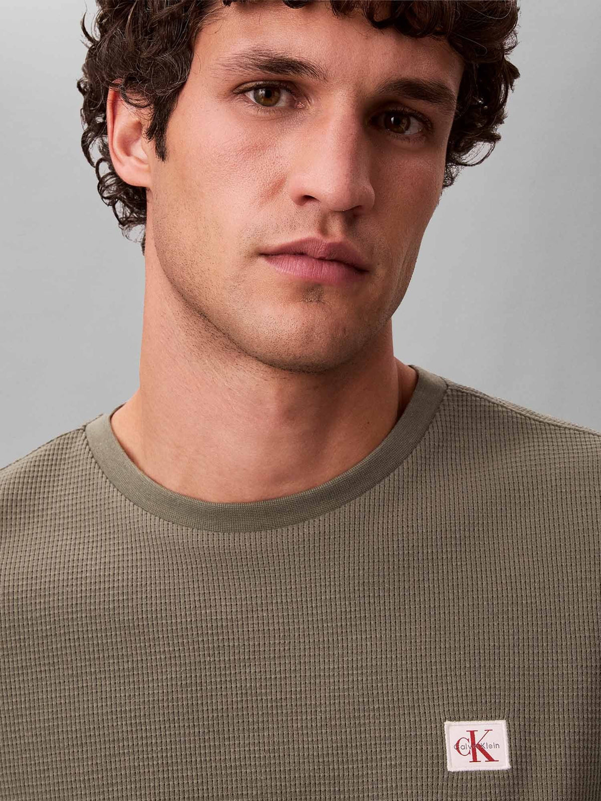Ck waffle badge crew maglia da uomo oliva