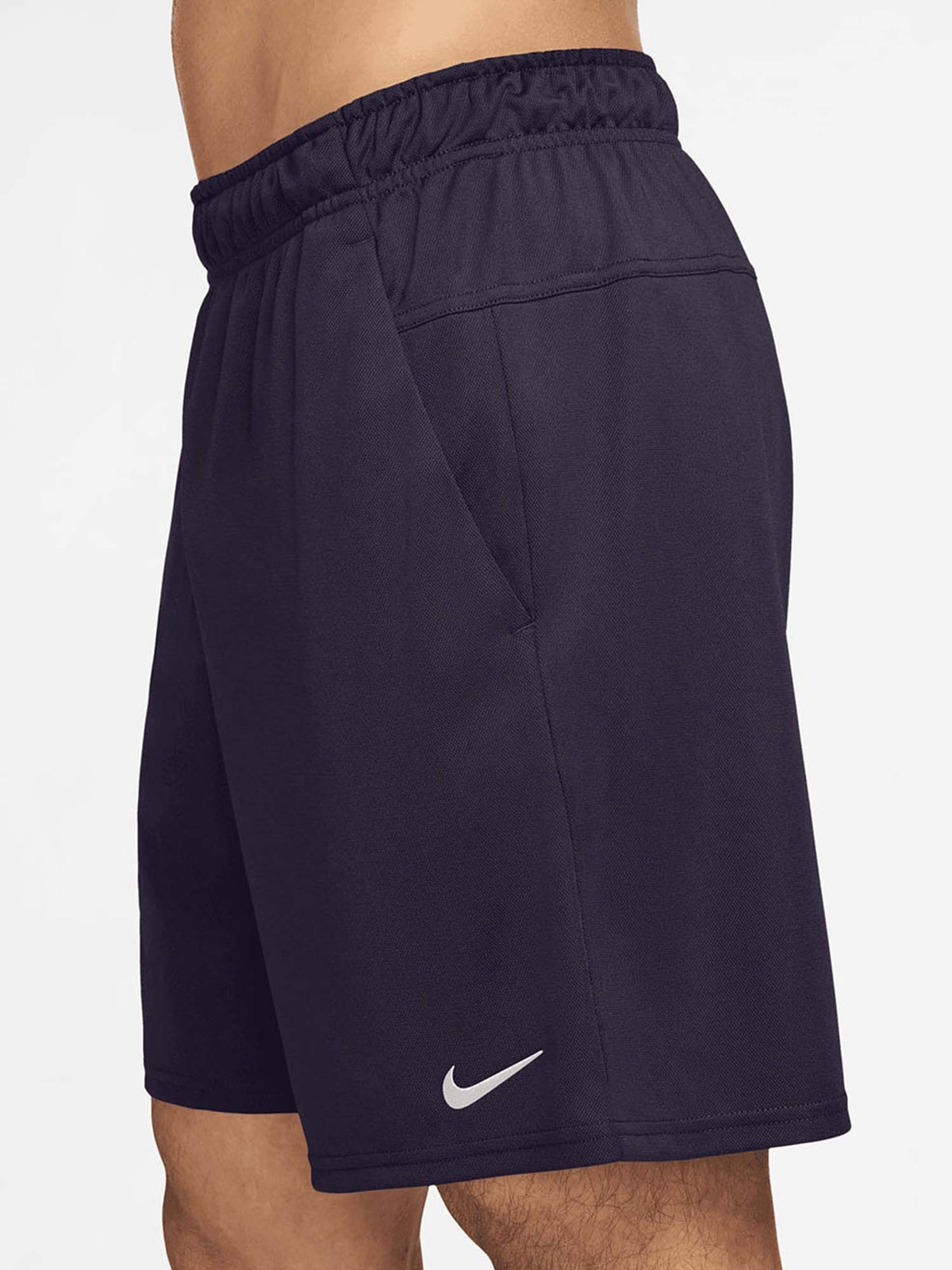 Nike short training da uomo viola