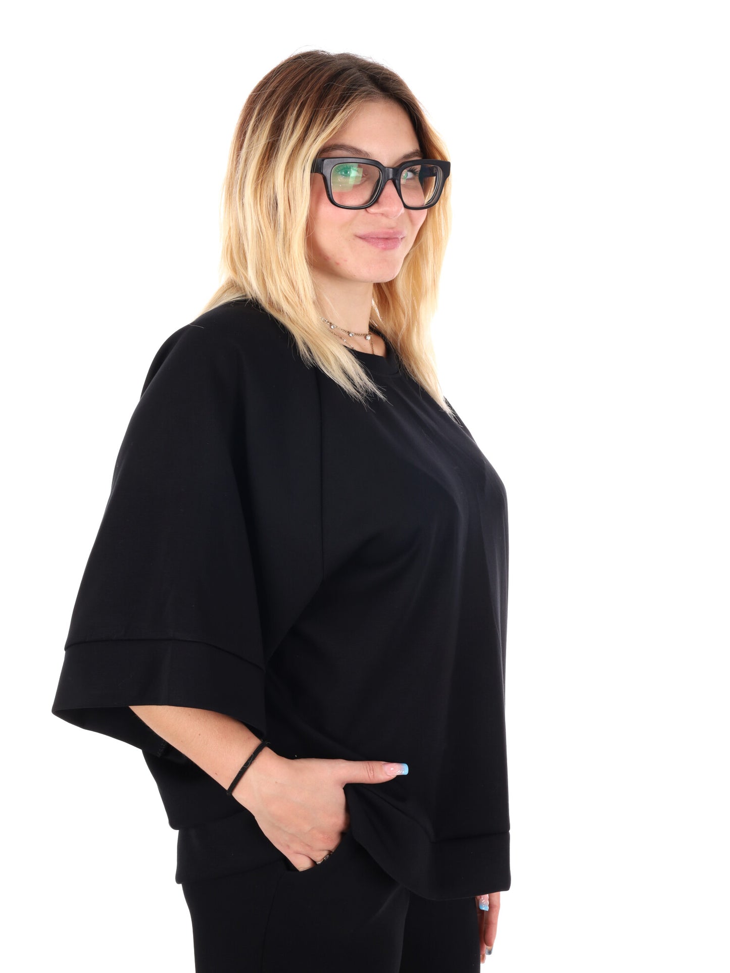 FELPA CON MANICHE AMPIE MISS LOVE DA DONNA NERO