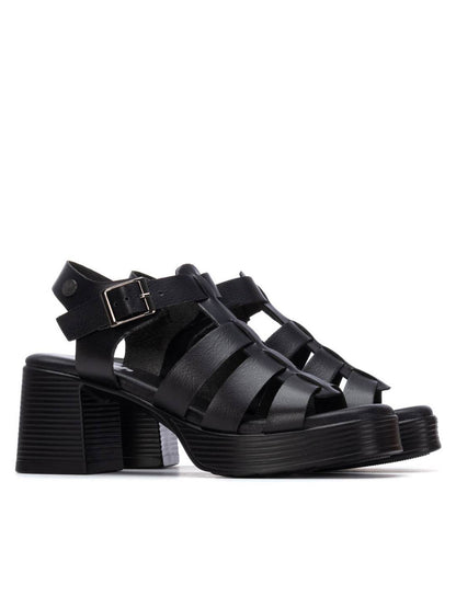 Refresh sandalo elegante da donna nero con tacco medio