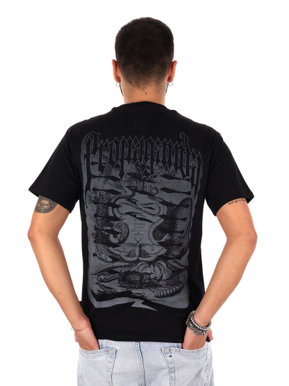 Propaganda 26FWPRTS951, t-shirt maniche corte da uomo nera