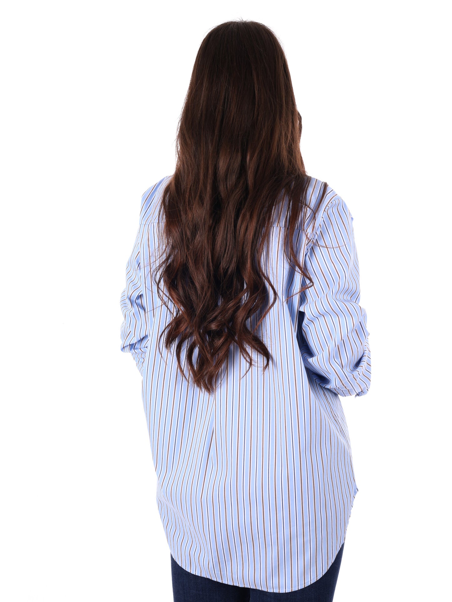 Camicia azzurra Miss Love da donna, elegante e versatile per primavera-estate