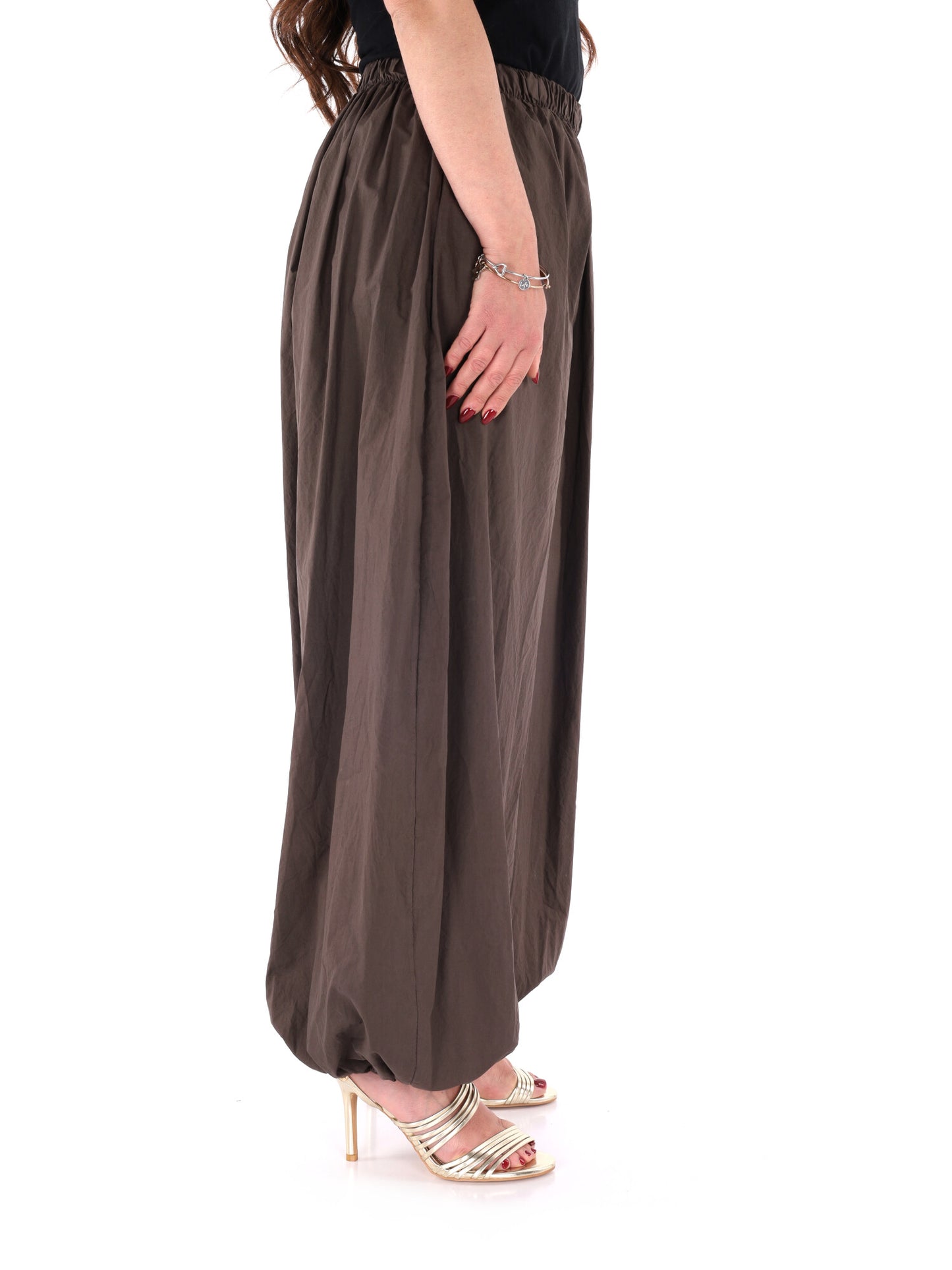 Pantaloni donna Miss Love marroni, stile versatile e confortevole