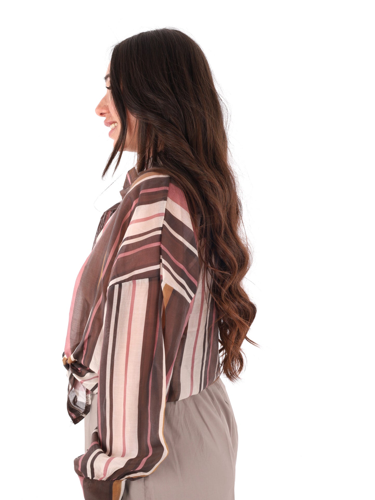 Camicia marrone da donna Miss Love, elegante e versatile