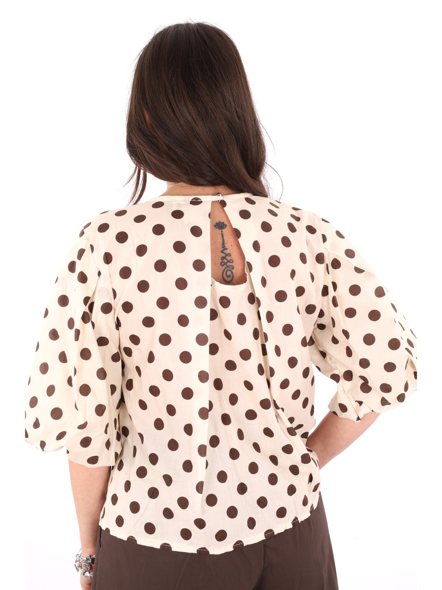 Miss Love blusa donna in colore crema elegante e versatile