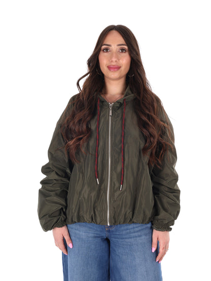 Giubbino cropped verde con cappuccio Miss Love da donna