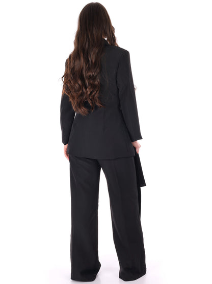 Completo elegante nero Miss Love con spilla fiore da donna
