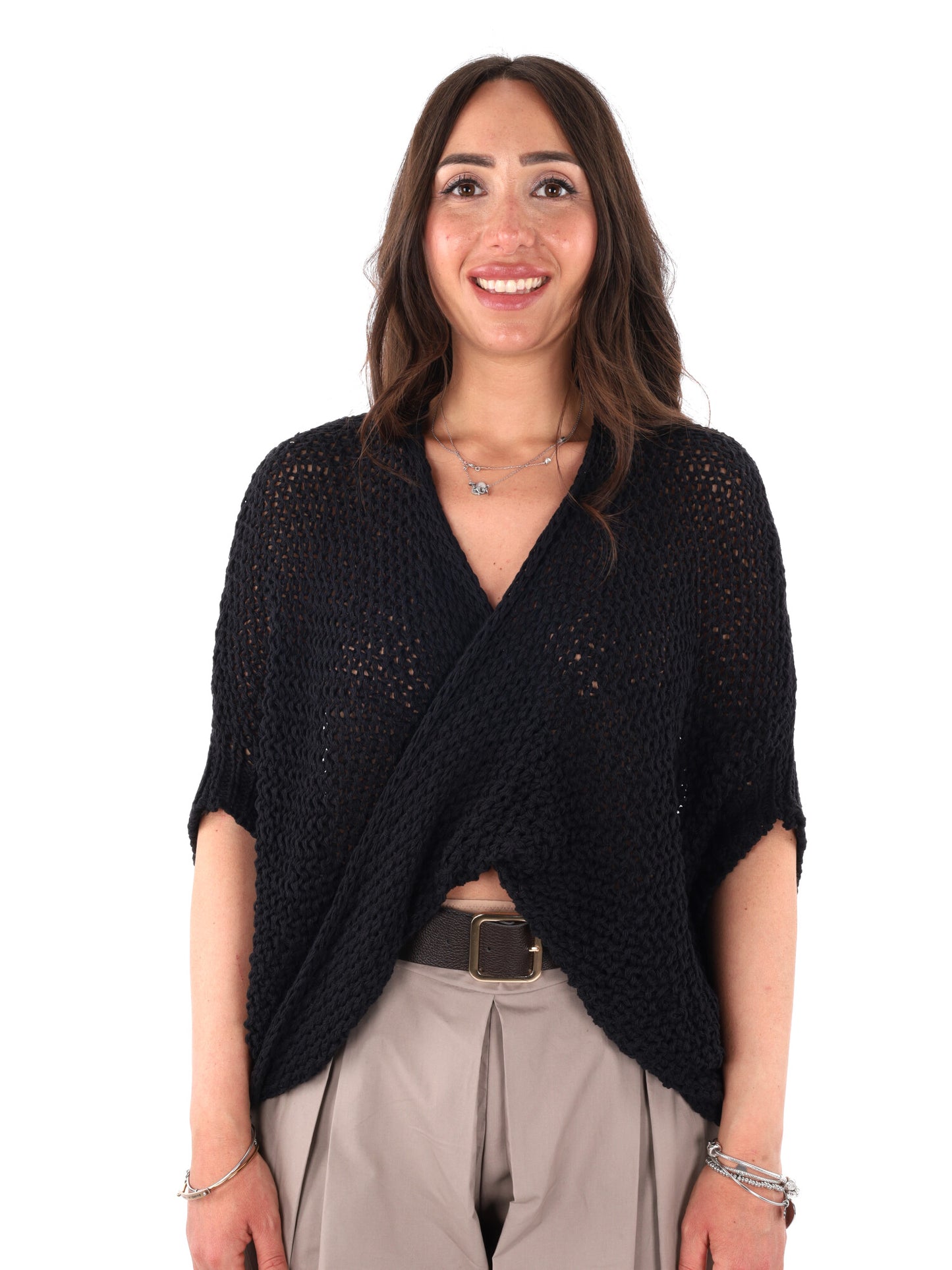 Miss Love maglia nera da donna elegante e versatile