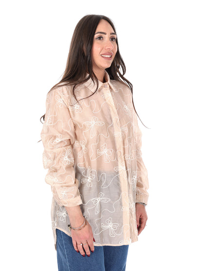 Camicia donna Miss Love in beige dal design contemporaneo