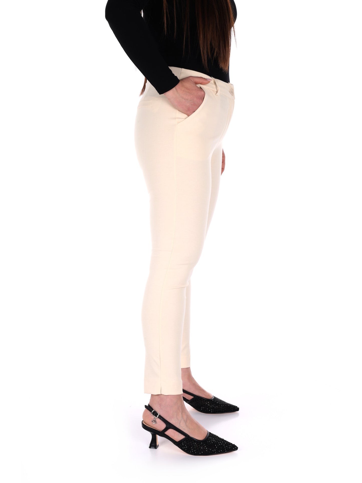 Pantalone donna Miss Love in elegante tonalità crema