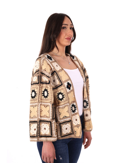 Cardigan donna Miss Love in tinta fango versatile e raffinato