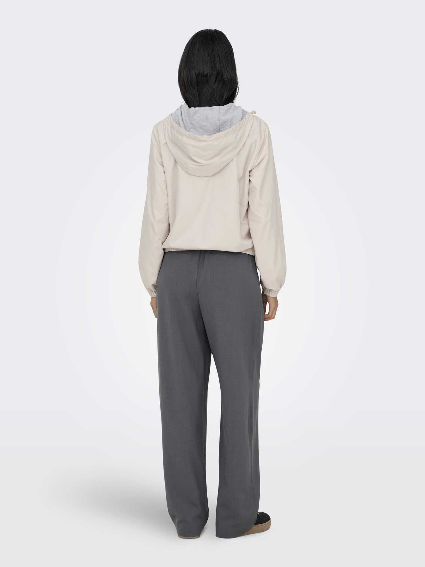 Onlcandy giubbotto unisex in colore pumic versatile e leggero