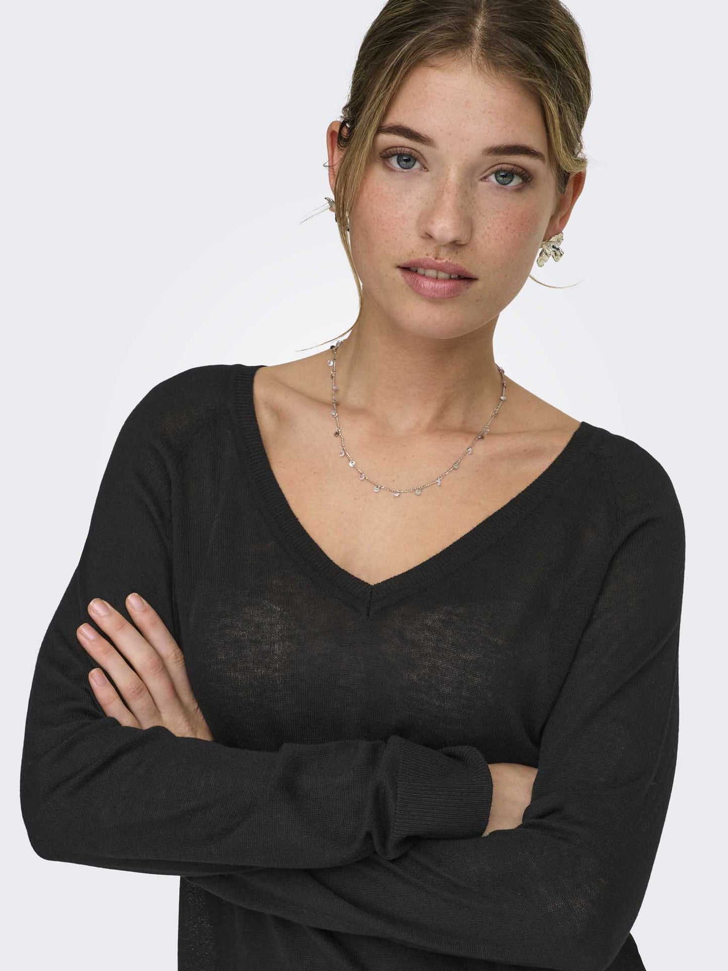 Only Vienna, maglia da donna con scollo a V nera