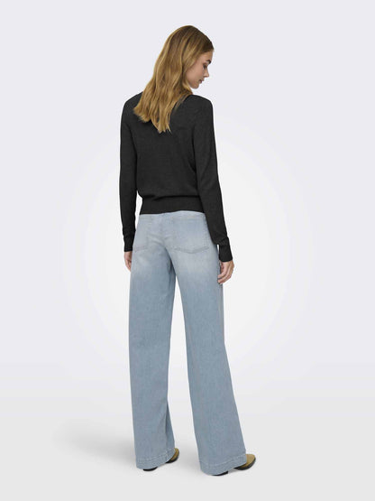 Pullover donna Only nero con collo alto e zip sul retro