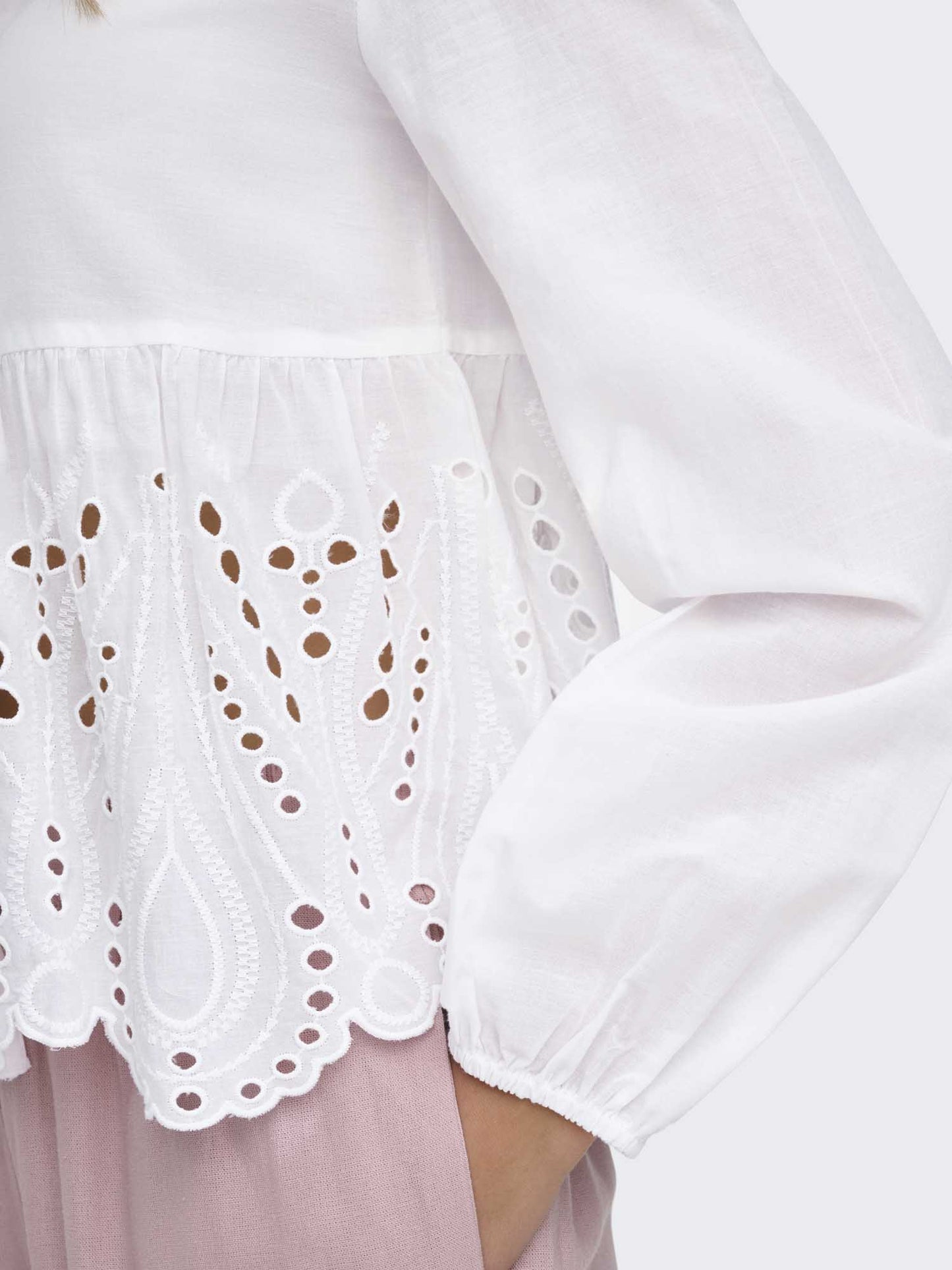 Only Dewina, camicia bianca da donna per primavera-estate