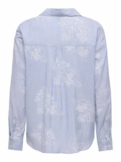 Camicia azzurra da donna Only, dallo stile casual e contemporaneo