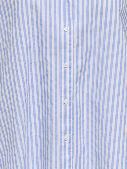 Camicia donna Only Quina Oregon azzurra dal look fresco e versatile