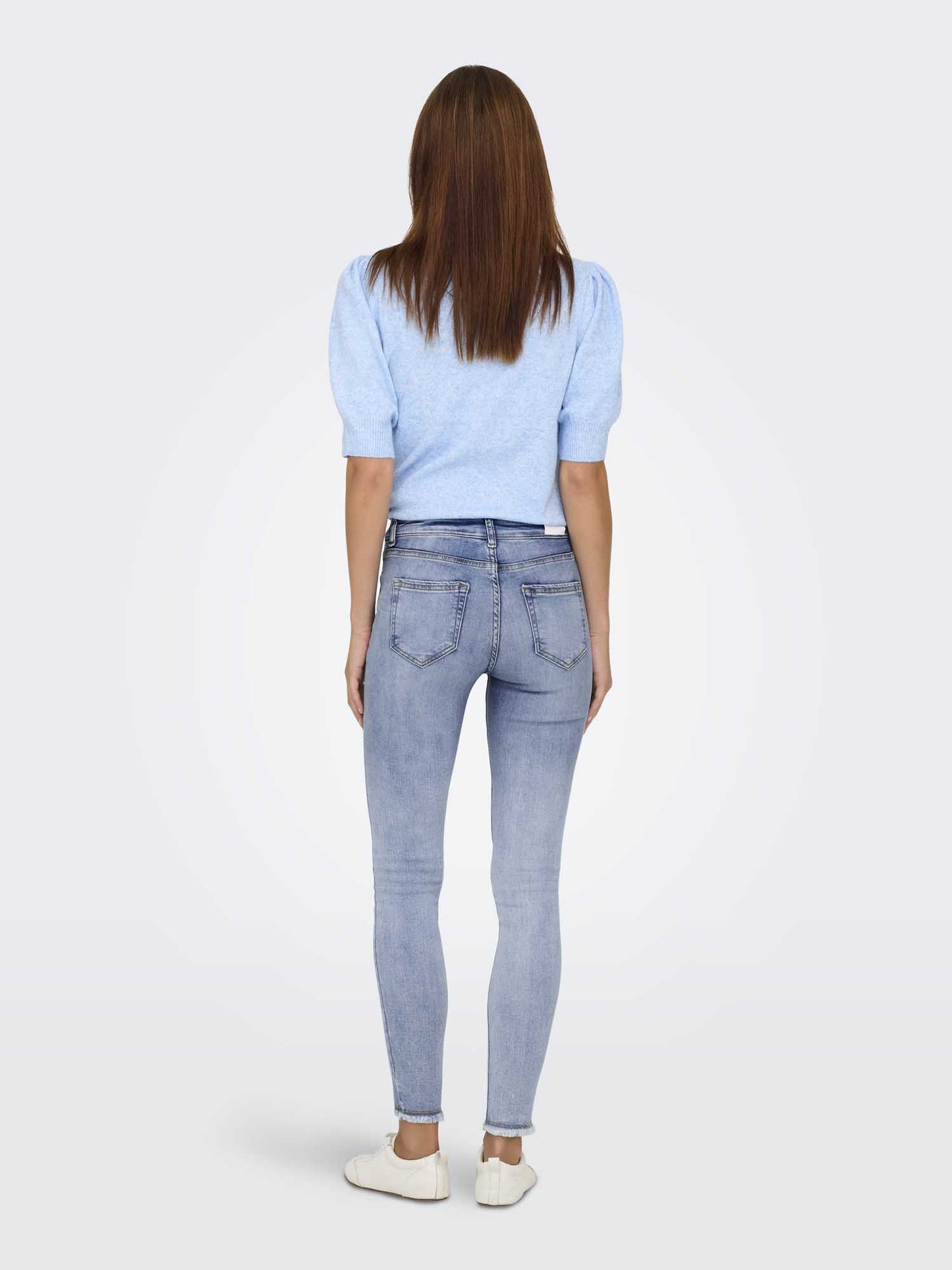 Jeans donna Only dal taglio moderno in denim medio