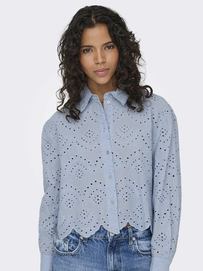 Camicia casual da donna Only in tessuto azzurro tono cashmere