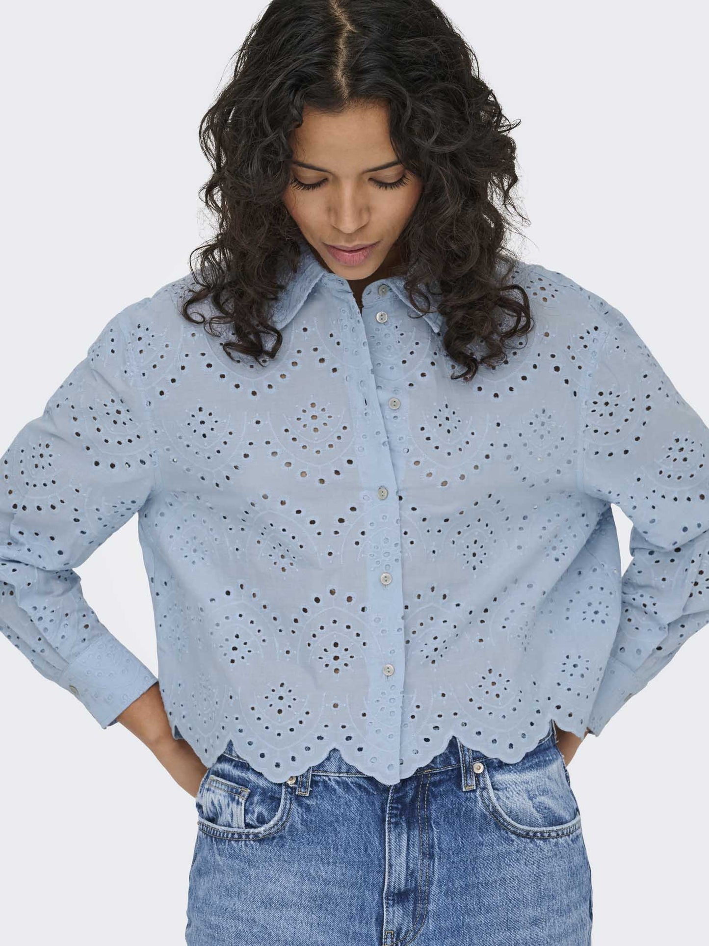 Camicia casual da donna Only in tessuto azzurro tono cashmere