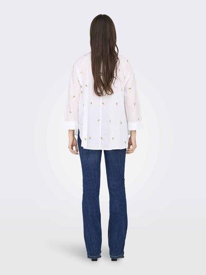 Camicia Lina Grace di Only bianca da donna con ricami a cuori