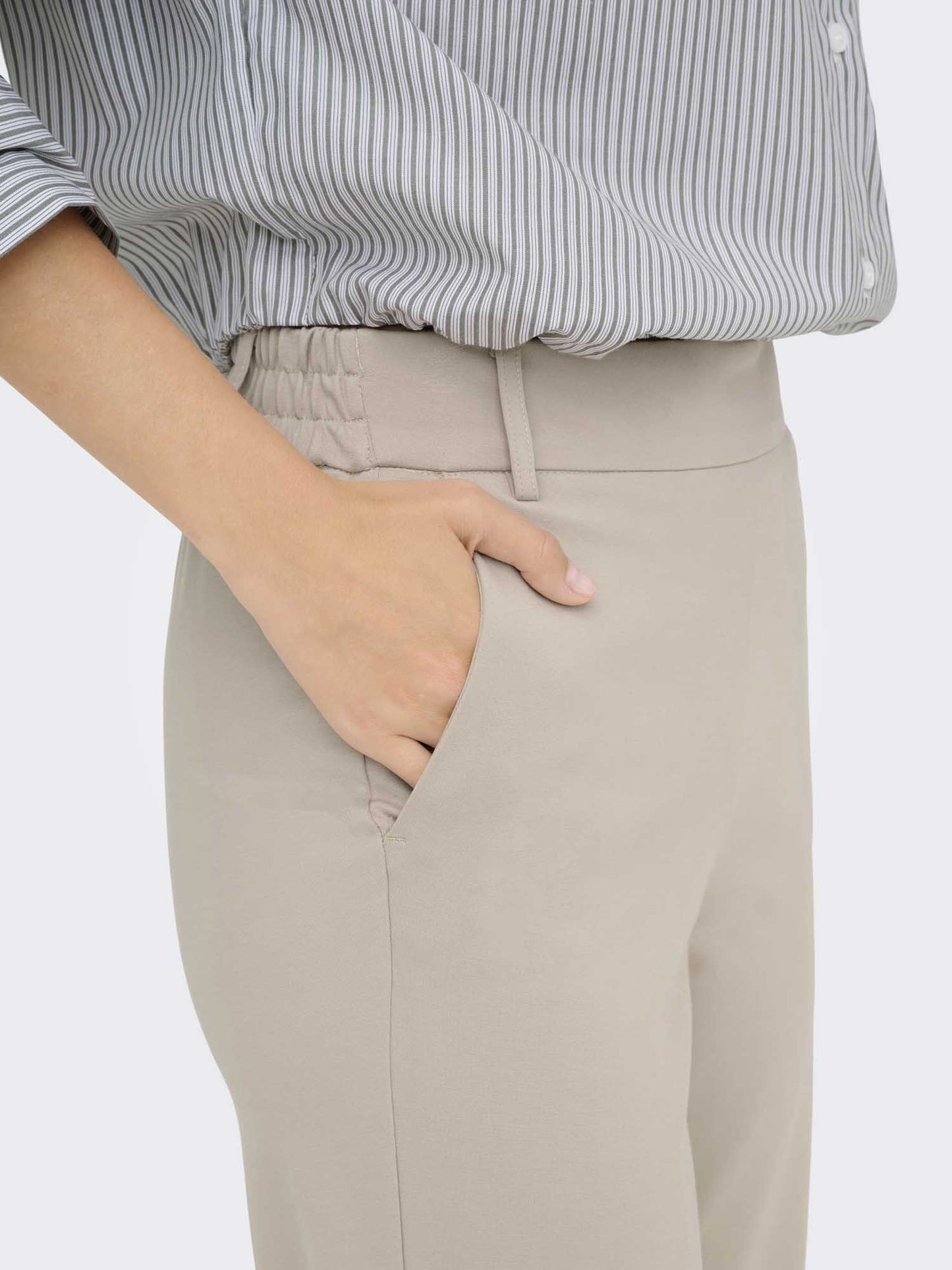 Only Poptrash, pantaloni tailored a vita media multicolore da donna
