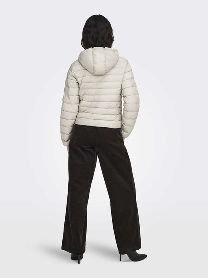Giubbotto trapuntato Only Onltahia beige da donna