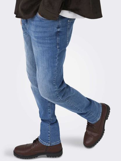 Jeans Loom slim da uomo in denim elasticizzato per un look casual