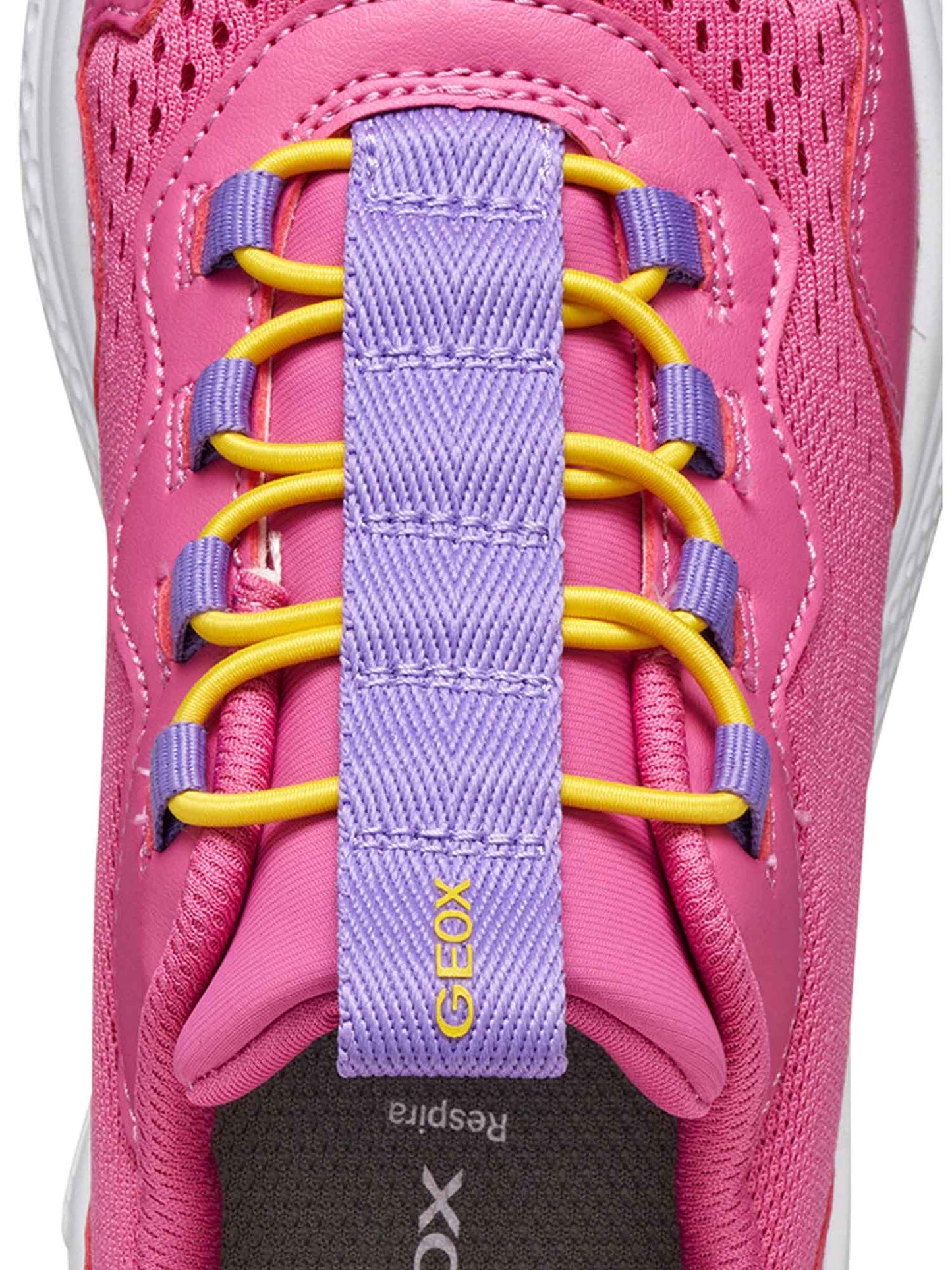 Geox Sprintye Fast In, sneakers fucsia per bambina facili da indossare