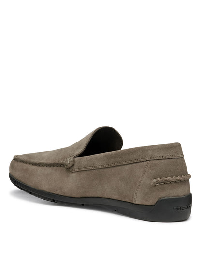 Mocassino Siron da uomo in pelle scamosciata color fango