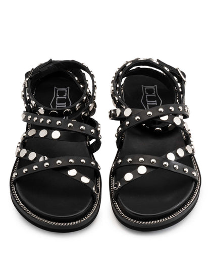 Sandalo flat Roshelle di Cult in pelle nera con borchie da donna