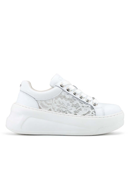 Cult Sneakers Nirvana da donna in bianco dal design moderno e versatile