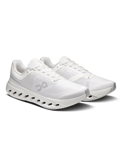 On Cloudsurfer Next, scarpe running uomo bianche
