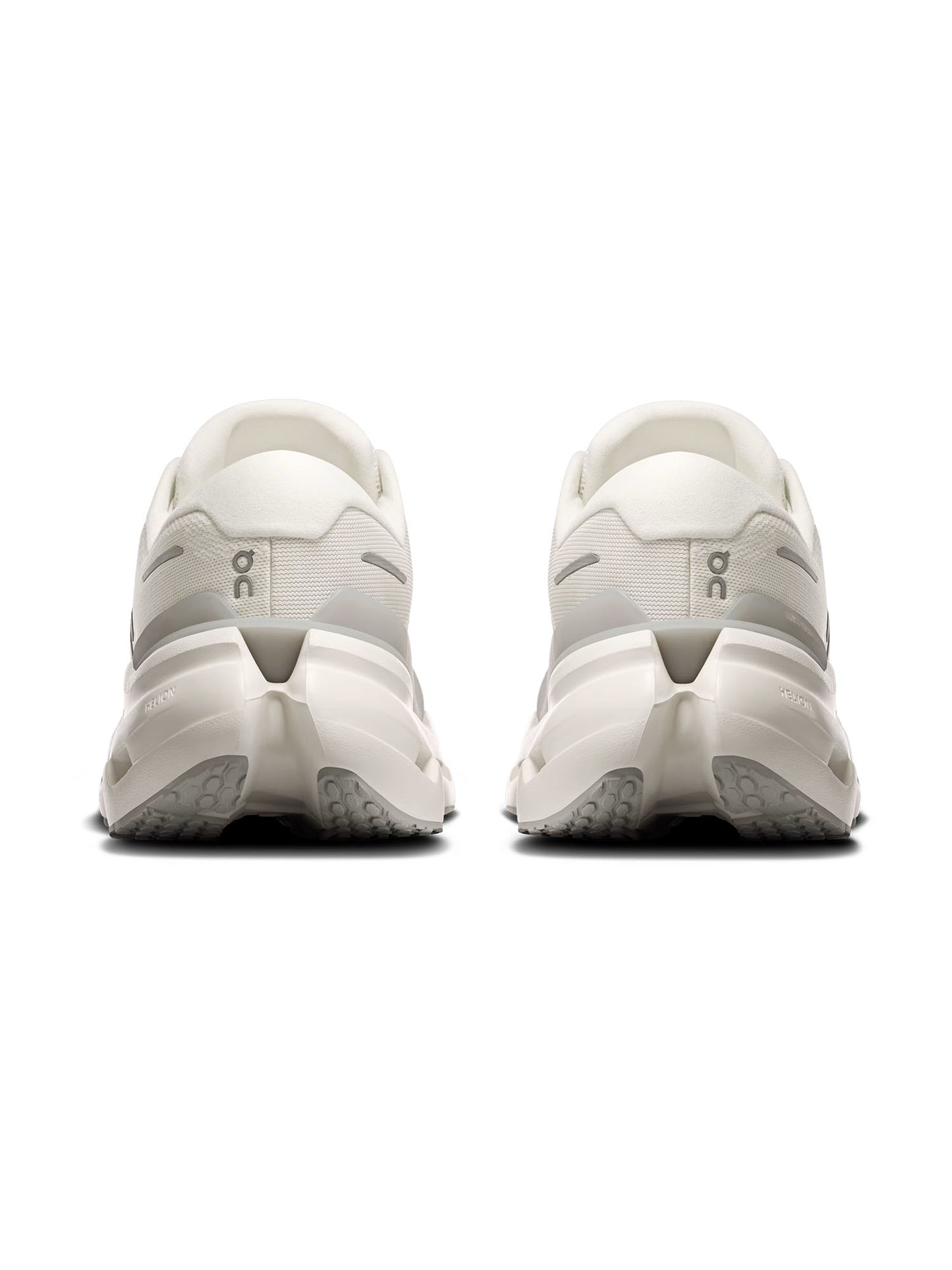 On Cloudrunner 3, scarpa running uomo bianca primaverile