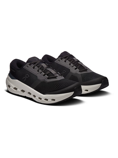 On Cloudrunner 3, scarpa running uomo nera per ogni corsa