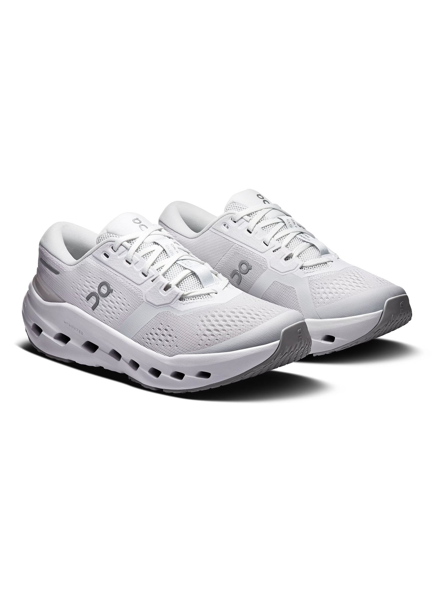 On Cloudrunner 3, scarpa running donna bianca leggera e stabile