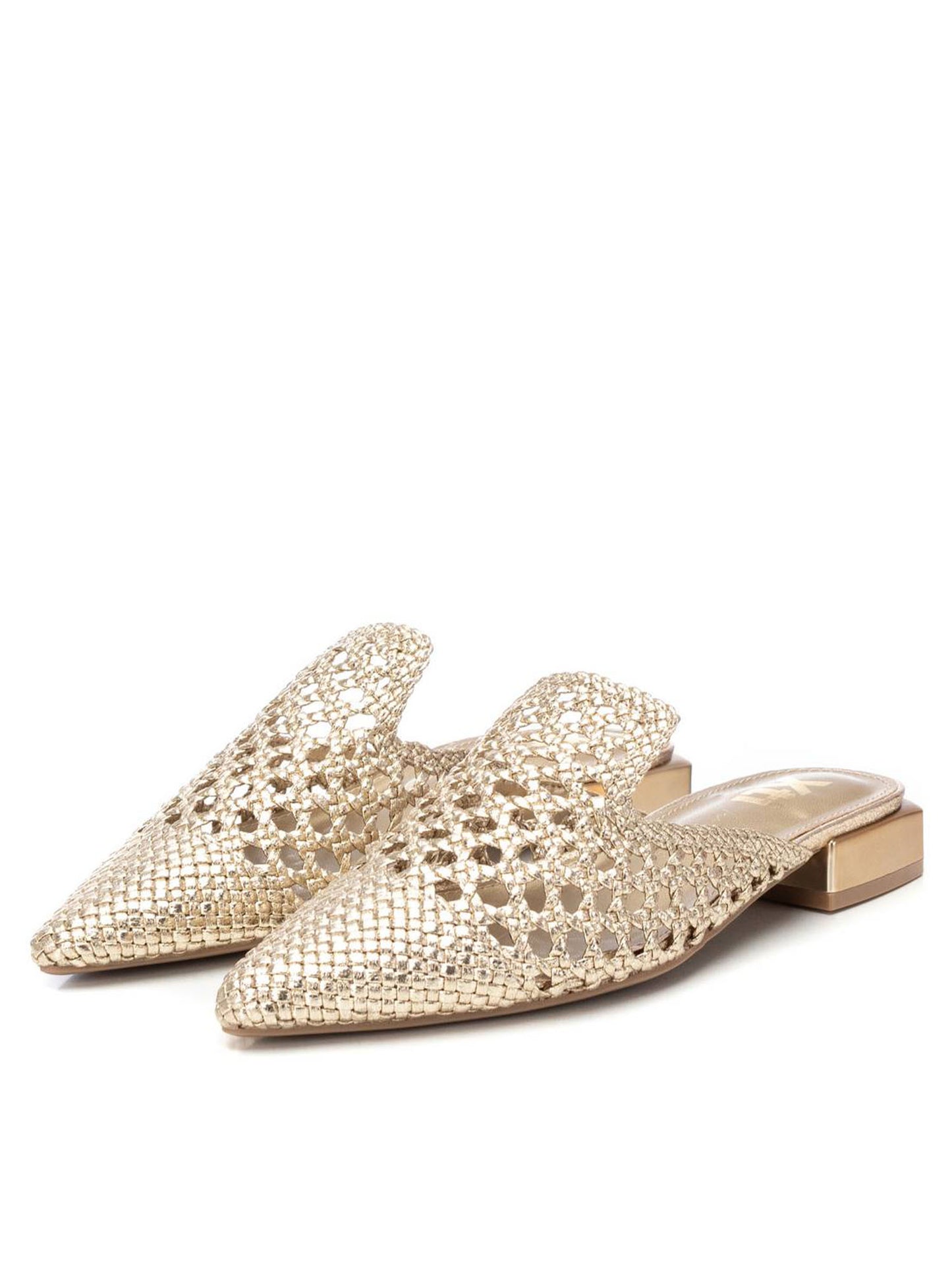 Sandali sabot intrecciati Xti oro per donna, eleganti e comodi