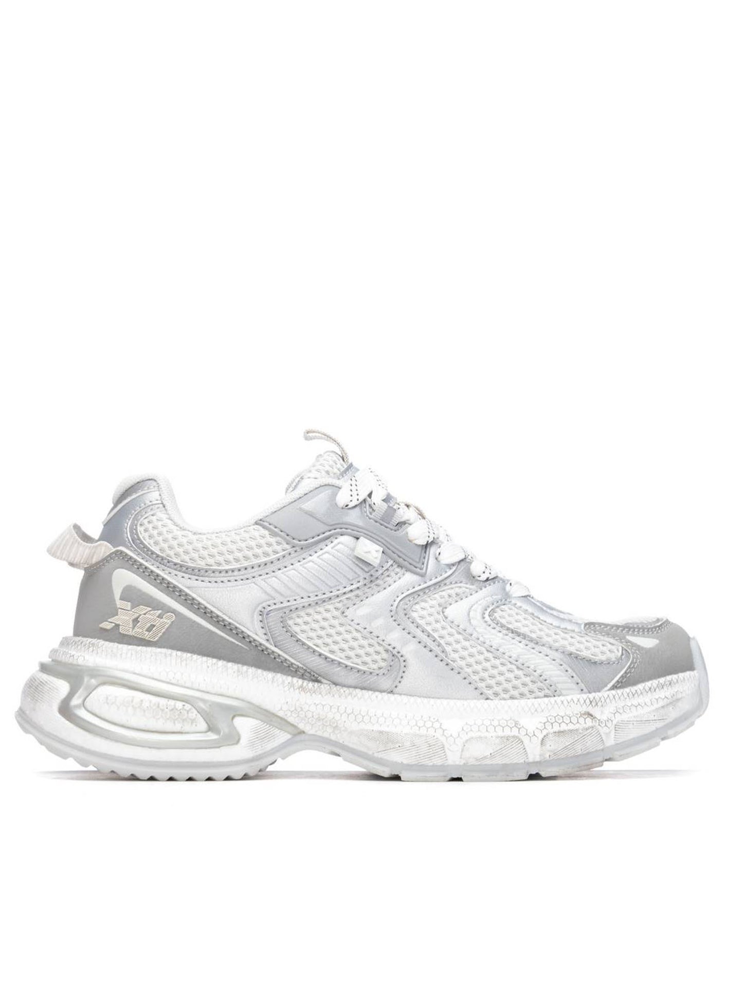 Sneakers donna Xti argento con suola chunky e lacci