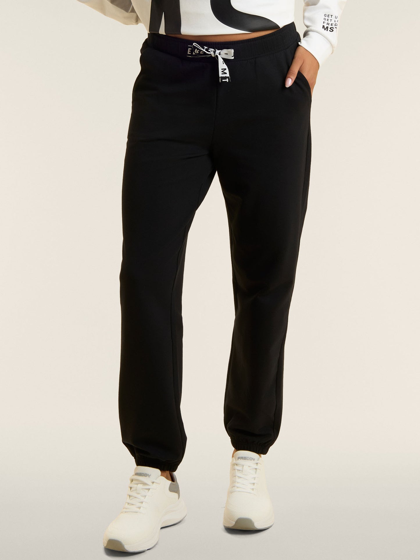 Pantaloni Master di Freddy donna, versatili e neri per la primavera estate
