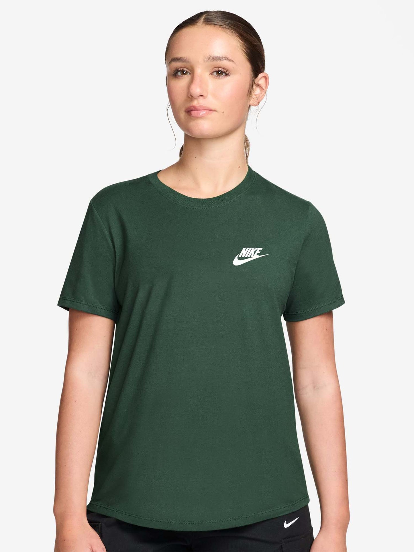 Nike Sportswear Club Essentials, t-shirt verde da donna sportiva