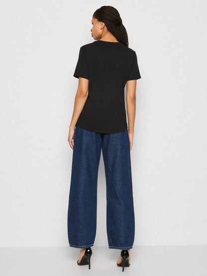 T-SHIRT GIROCOLLO NIKE DA RAGAZZA NERO