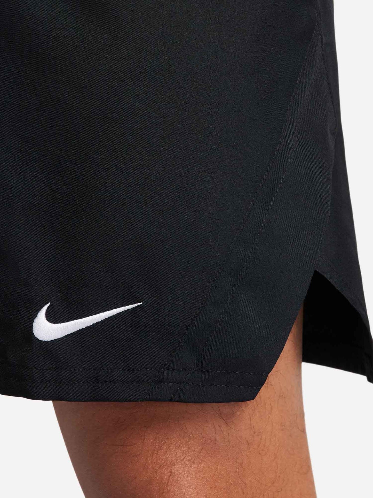 Shorts NikeCourt Victory neri da uomo per performance sportive