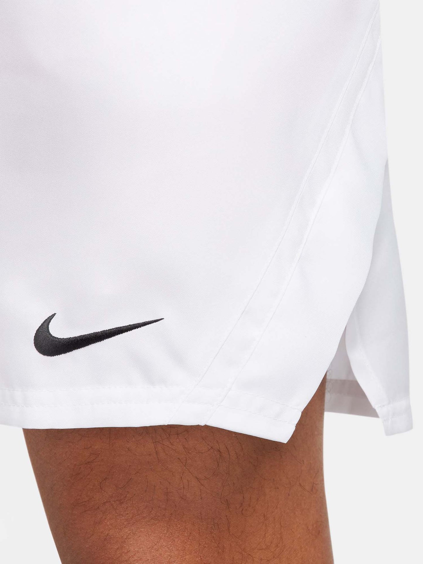 NikeCourt Victory, shorts da tennis bianchi uomo con tecnologia Dri-FIT