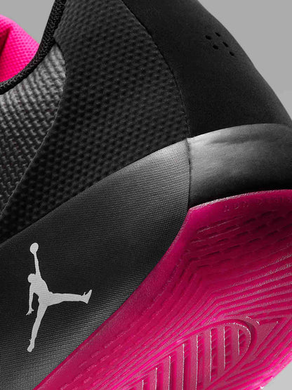 SCARPA BASKET LUKA 77 JORDAN DA UOMO NERO