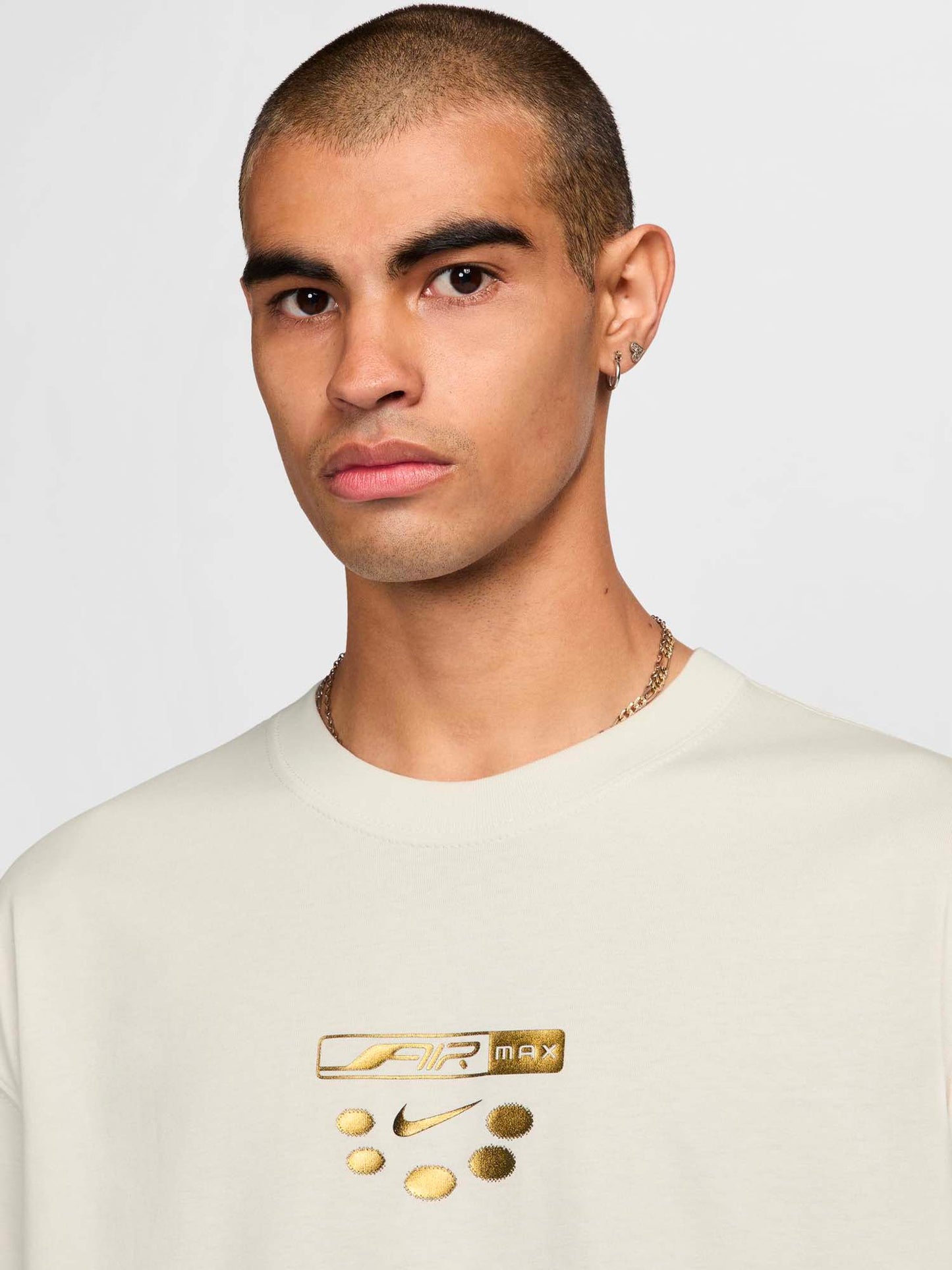 T-SHIRT SPORTSWEAR CON LOGO NIKE DA UOMO BEIGE