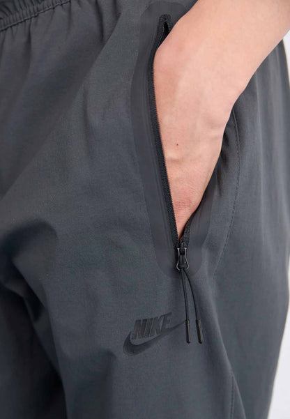 Nike Tech Wove, pantalone da uomo grigio