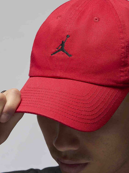 CAPPELLO CON VISIERA JORDAN UNISEX ROSSO